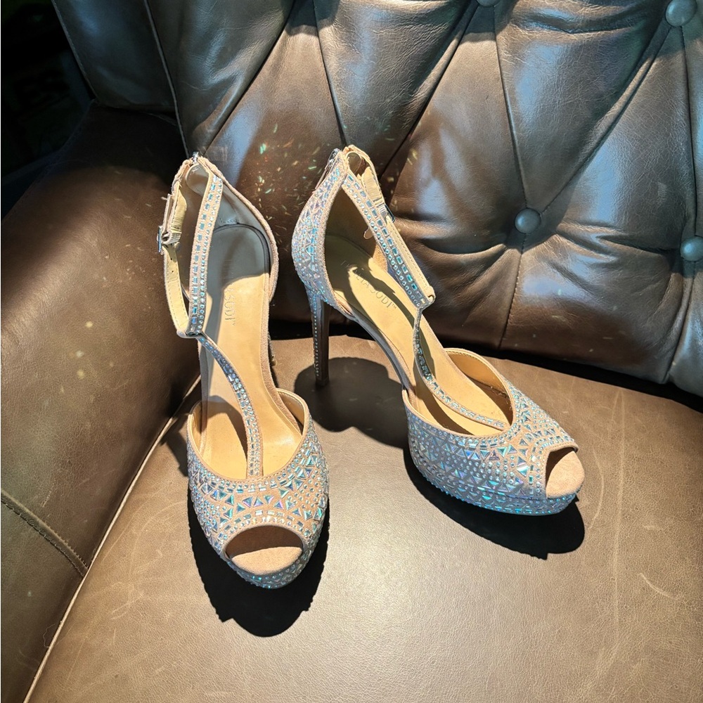 Thalia Sodi Beige Rhinestone T-Strap Peep-Toe Heels - Picture 7 of 8
